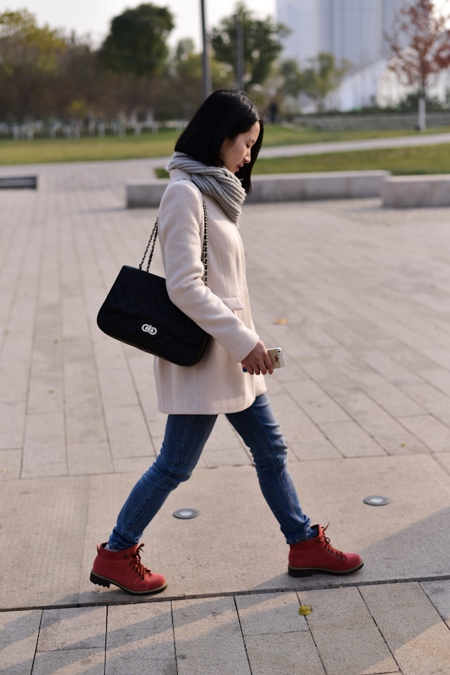 Photo by <a href="https://unsplash.com/@liujiao?utm_source=unsplash&utm_medium=referral&utm_content=creditCopyText">Liu Jiao</a> on <a href="https://unsplash.com/photos/woman-walking-while-holding-smartphone-cC9_zOKFHK0?utm_source=unsplash&utm_medium=referral&utm_content=creditCopyText">Unsplash</a>