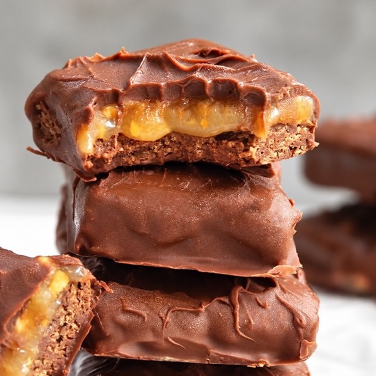 Snickers-style chocolate bars