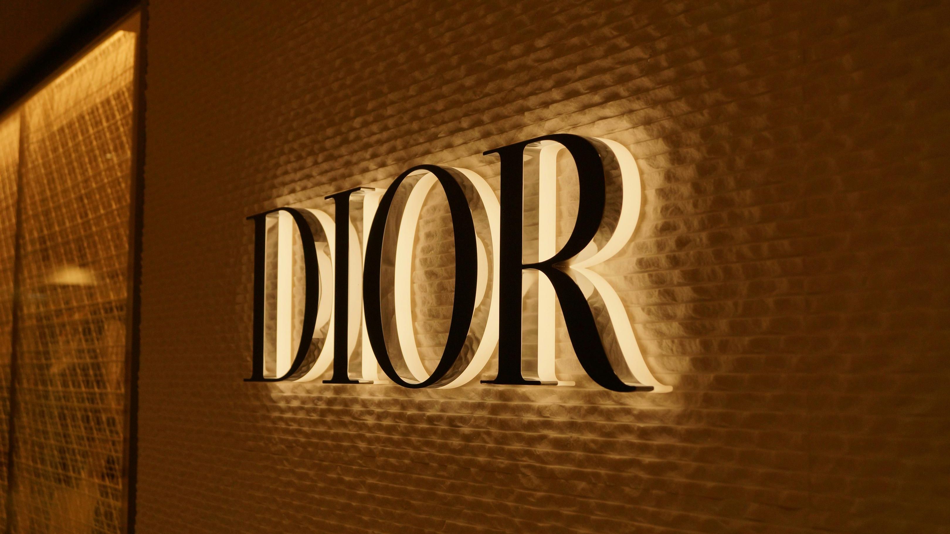 Dior brand strategy