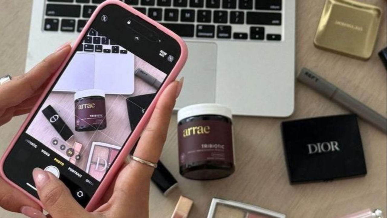 Social Media Effects on Consumer Behavior