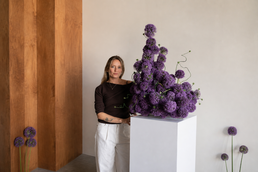 BLXXM minimalist sculptural arrangement course