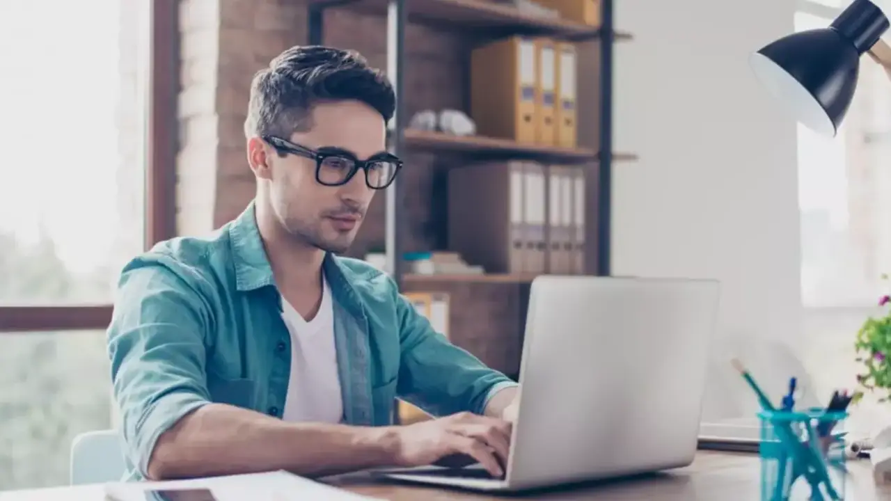 Can I Get a Digital Marketing Job With Just a Certificate?