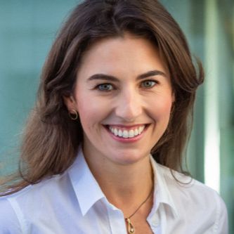 meditator who tried rebecca michelle meditation coach's meditation classes 