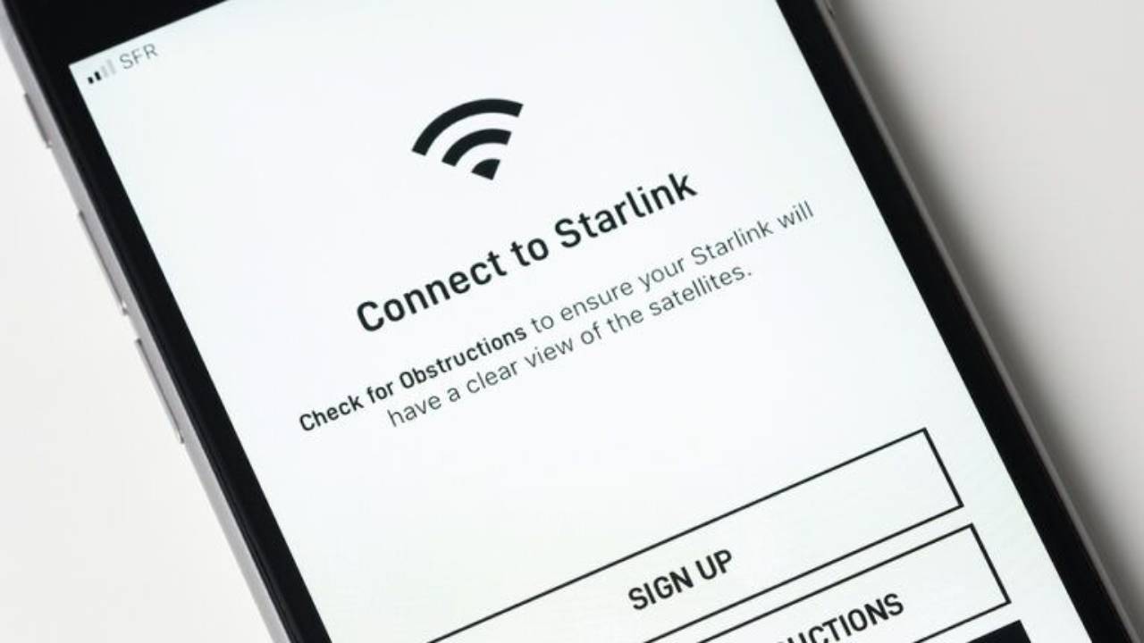 Starlink logon screen on cell phone