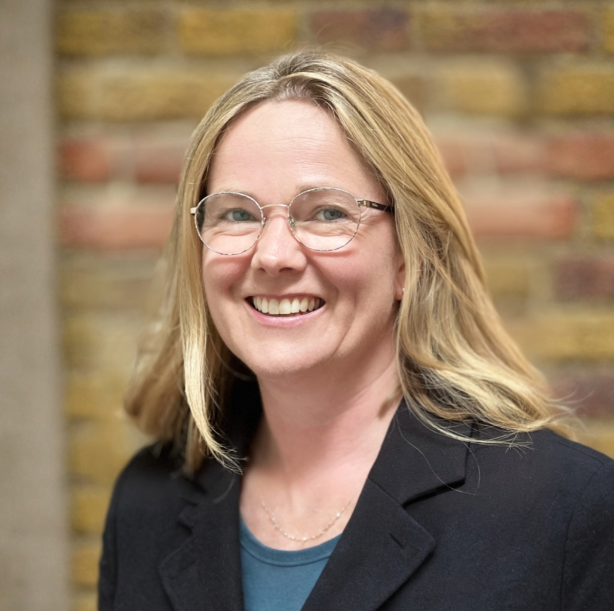 Dr Judith Mohring