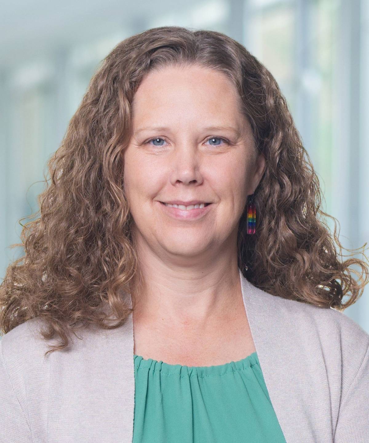 Hilary Kinavey