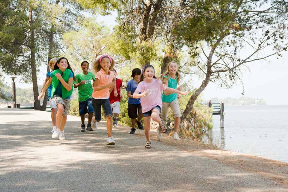 Keeping It Cool & Consistent: Navigating Summer Transitions & Eating Routines for Children with ADHD