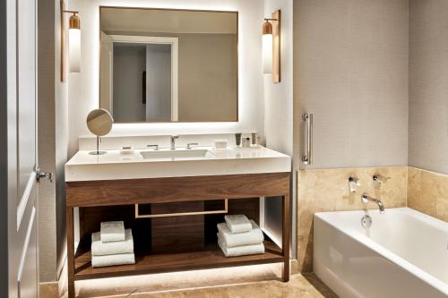 Bathroom with bathtub