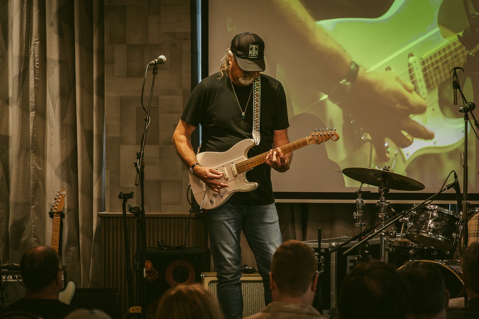 Greg Koch at Guitar Dreams 2026, photo 2 of 7