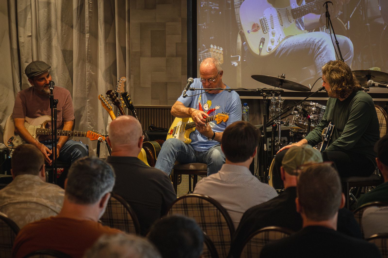 Robbie McIntosh at Guitar Dreams 2026, photo 5 of 8