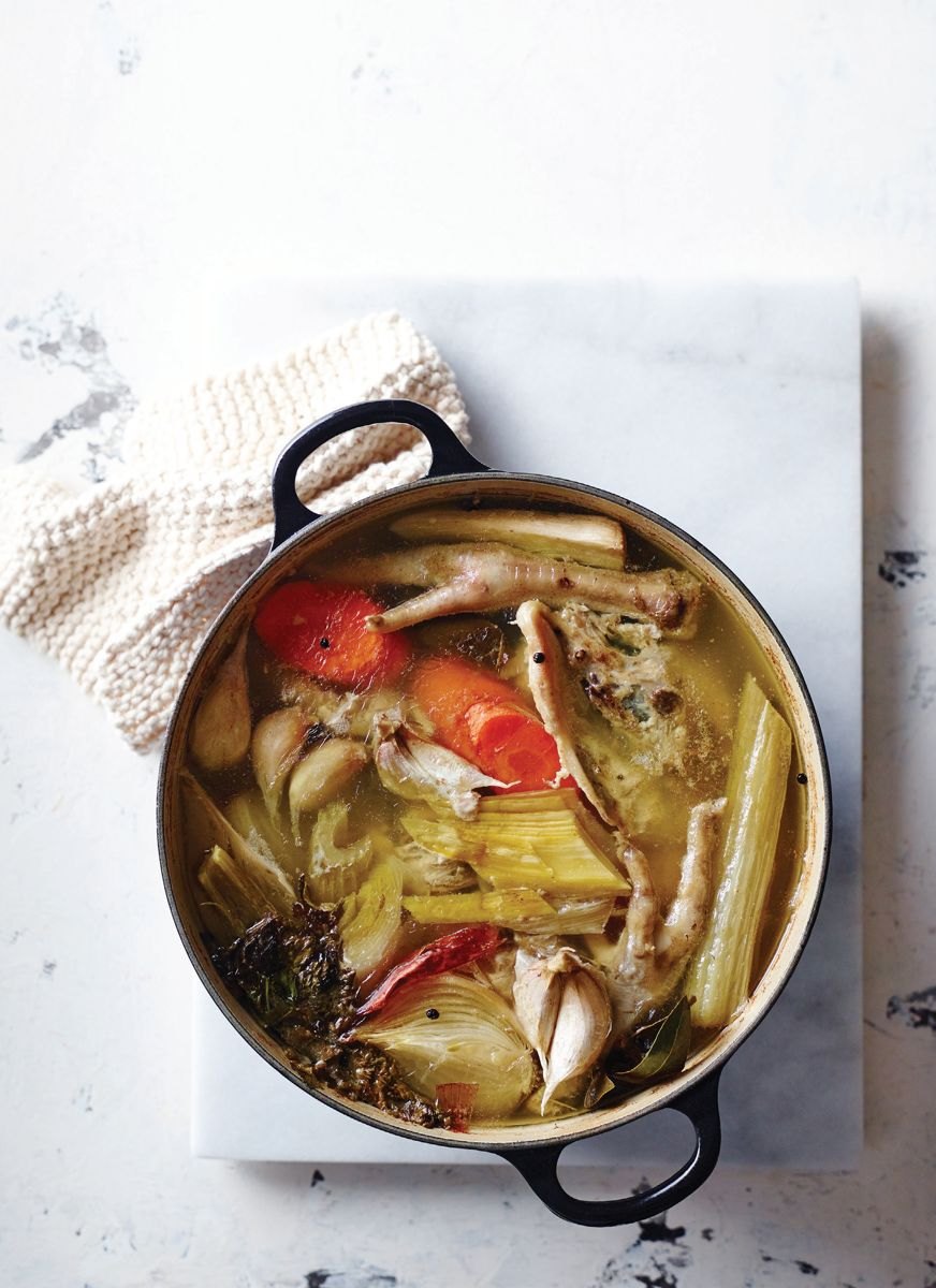 Chicken bone broth