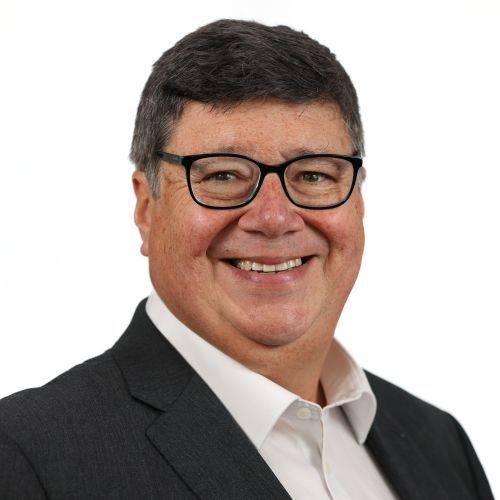 Dr Arturo Almeida