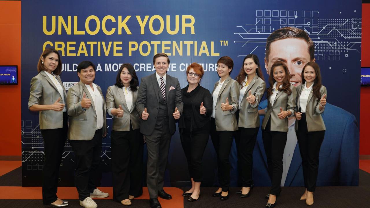 COMMUNICATION SKILLS TRAINING JAMES WILLIAMS visual data 3