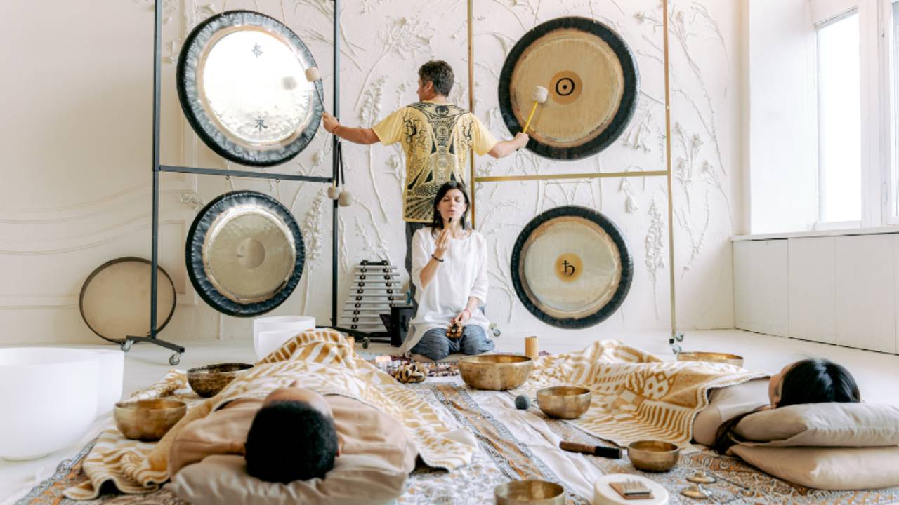 Save 40%: What Is A Sound Bath | The Sound Healing Academy