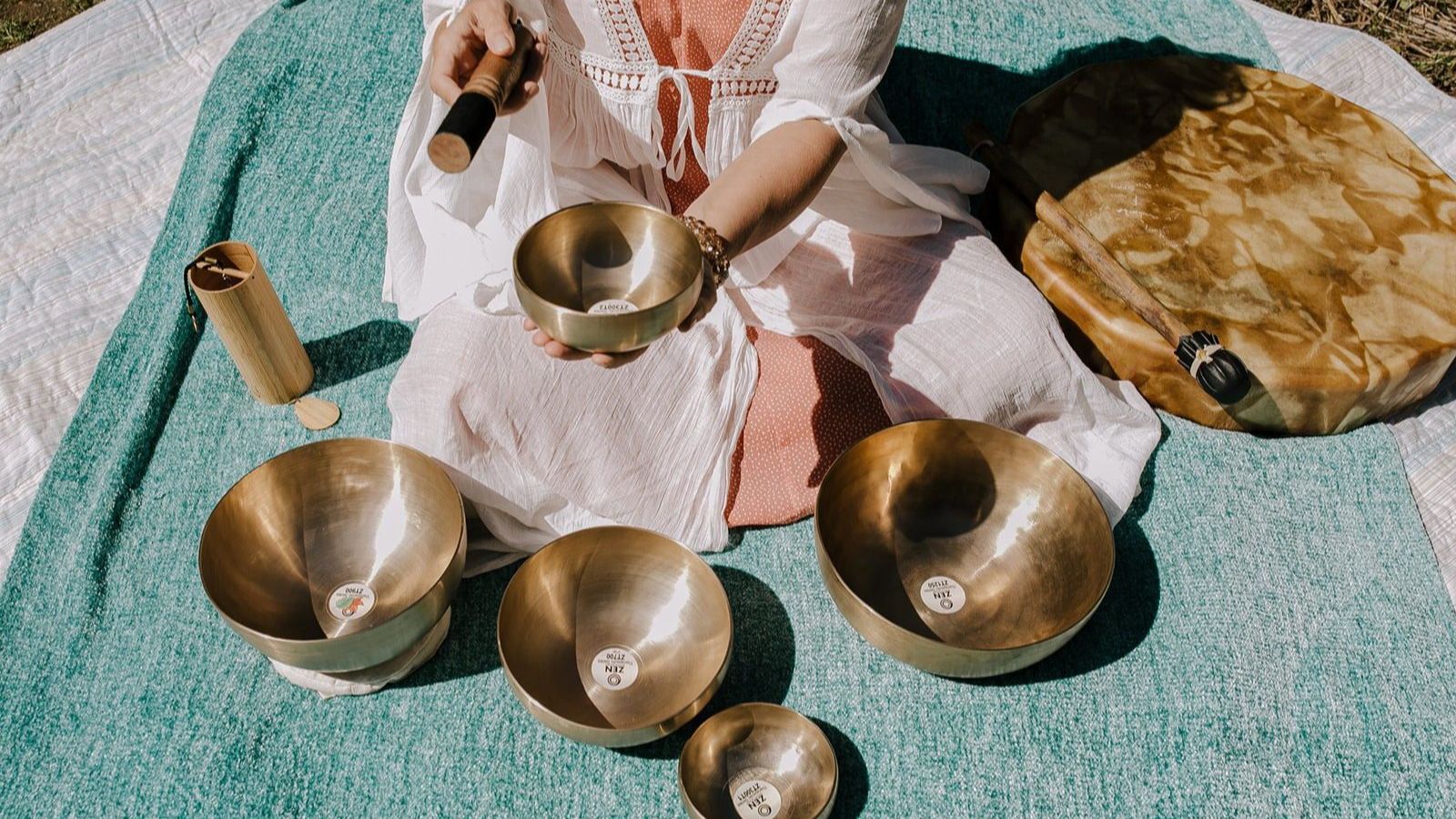 Tibetan Singing Bowls Course