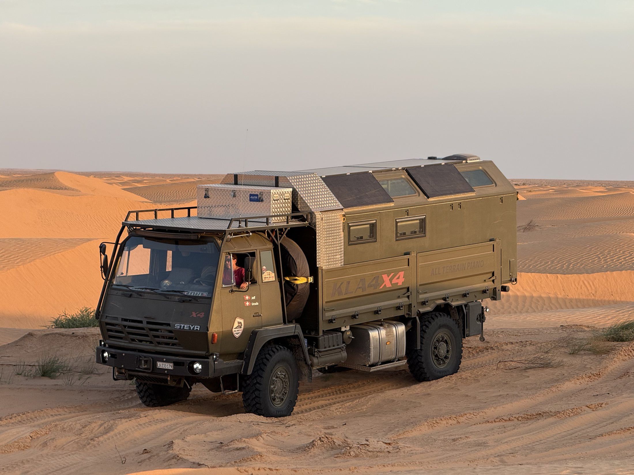 Abendlager in den Duenen / Evening camp in the dunes
