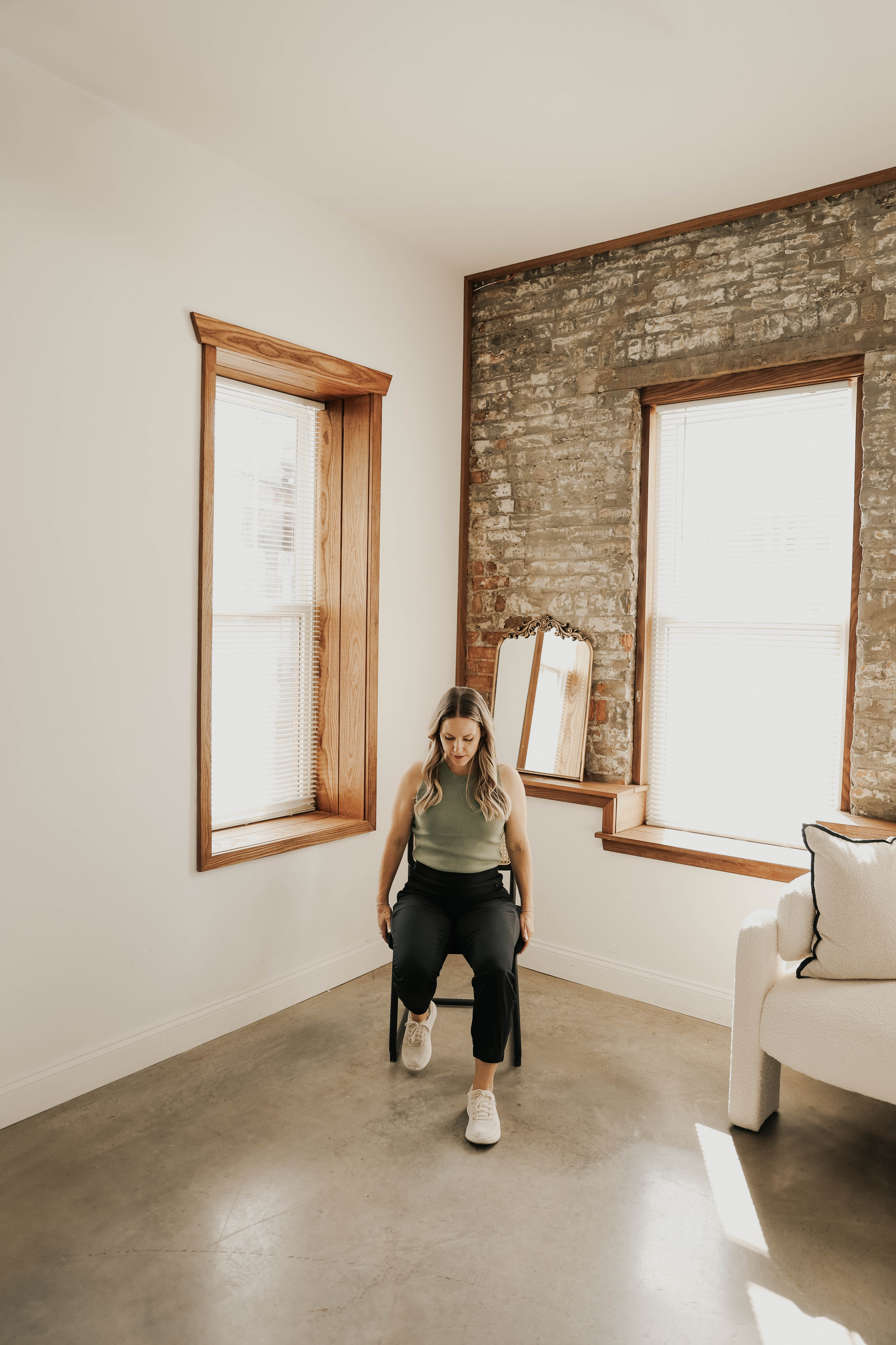 Dr. Gretchen Hawley demonstrating a seated exercise