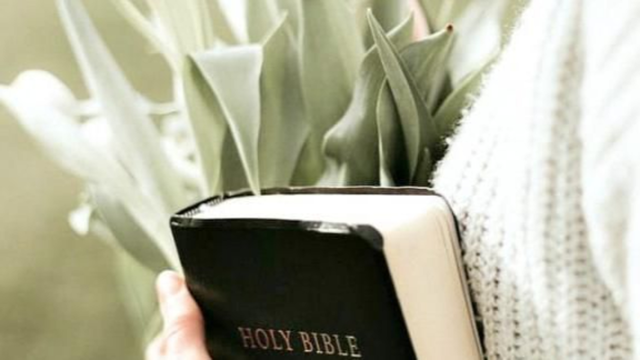 Christian emotional healing support for anxiety, trauma, and emotional pain through faith-based hypnotherapy