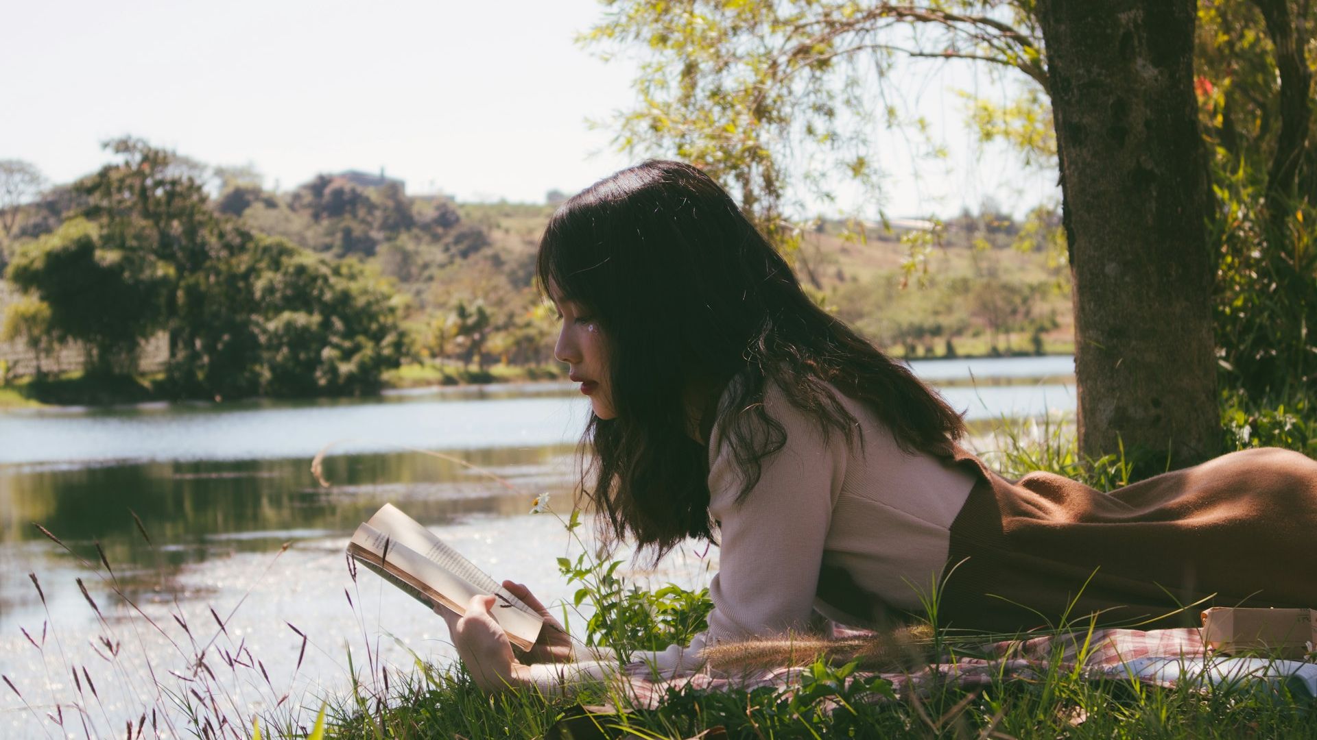 Reading book