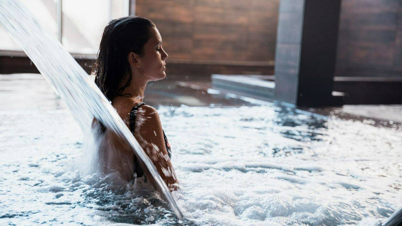 The Best Recovery Tips After Intense Professional Cheer Practices