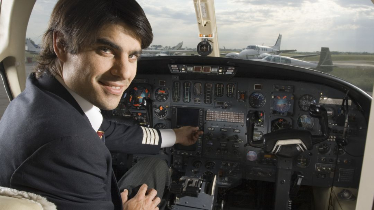 IAS in aviation airspeed indicator cockpit display
