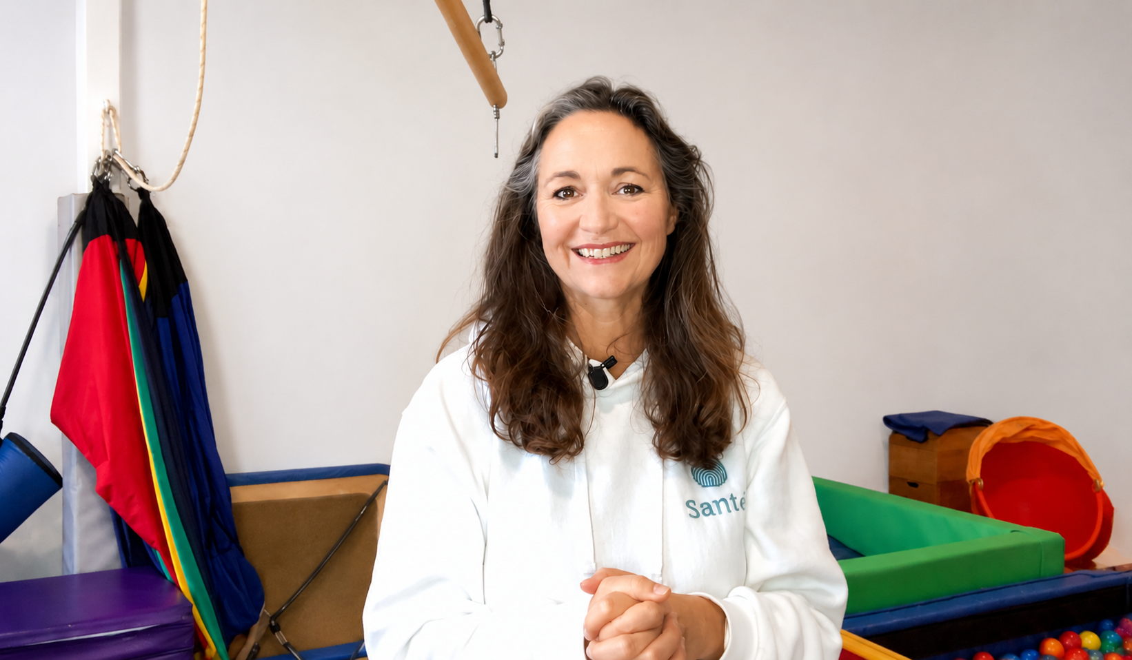 Anne Laure at the centre