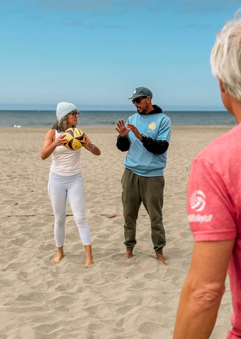 Become a completley new beach volleyball player with this transformative traning experience.