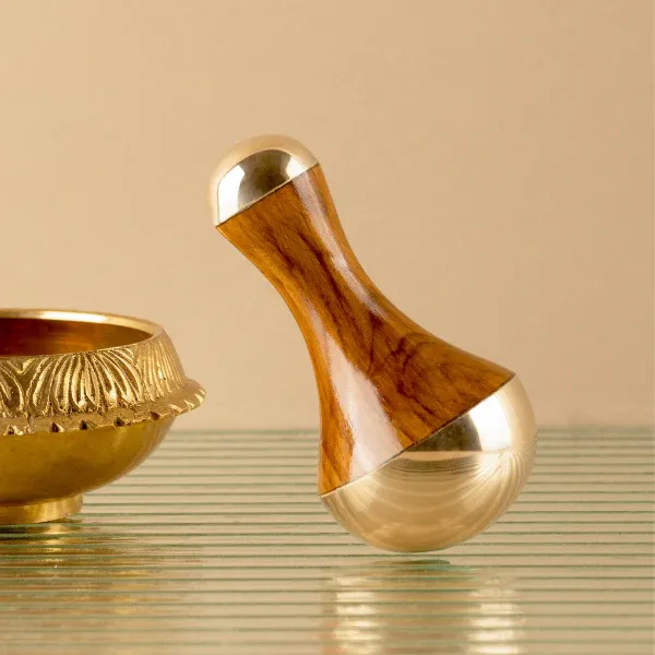 Ayurvedic Facial and Spa kansa wand and marma therapy
