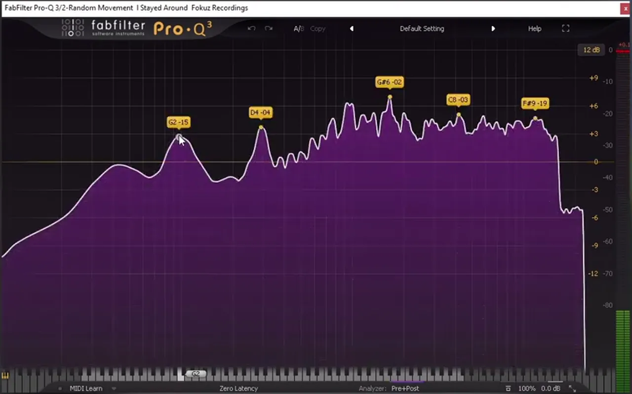 FabFilter Pro-Q 3 analysing Random Movement's I Stayed Around: two bass peaks marked at G2 and D4