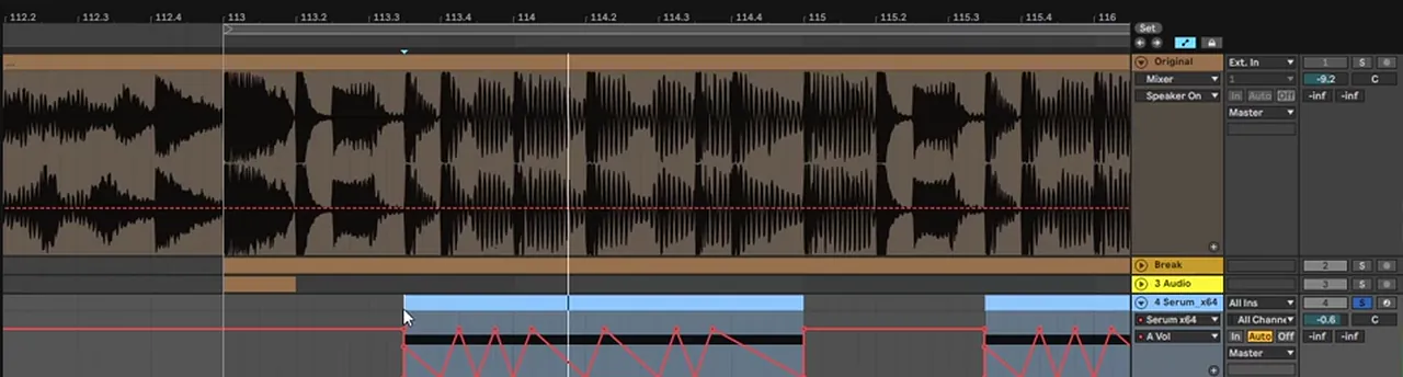 Ableton automation lane on the Serum bass: the oscillator level automated in a fast zigzag shape across each note