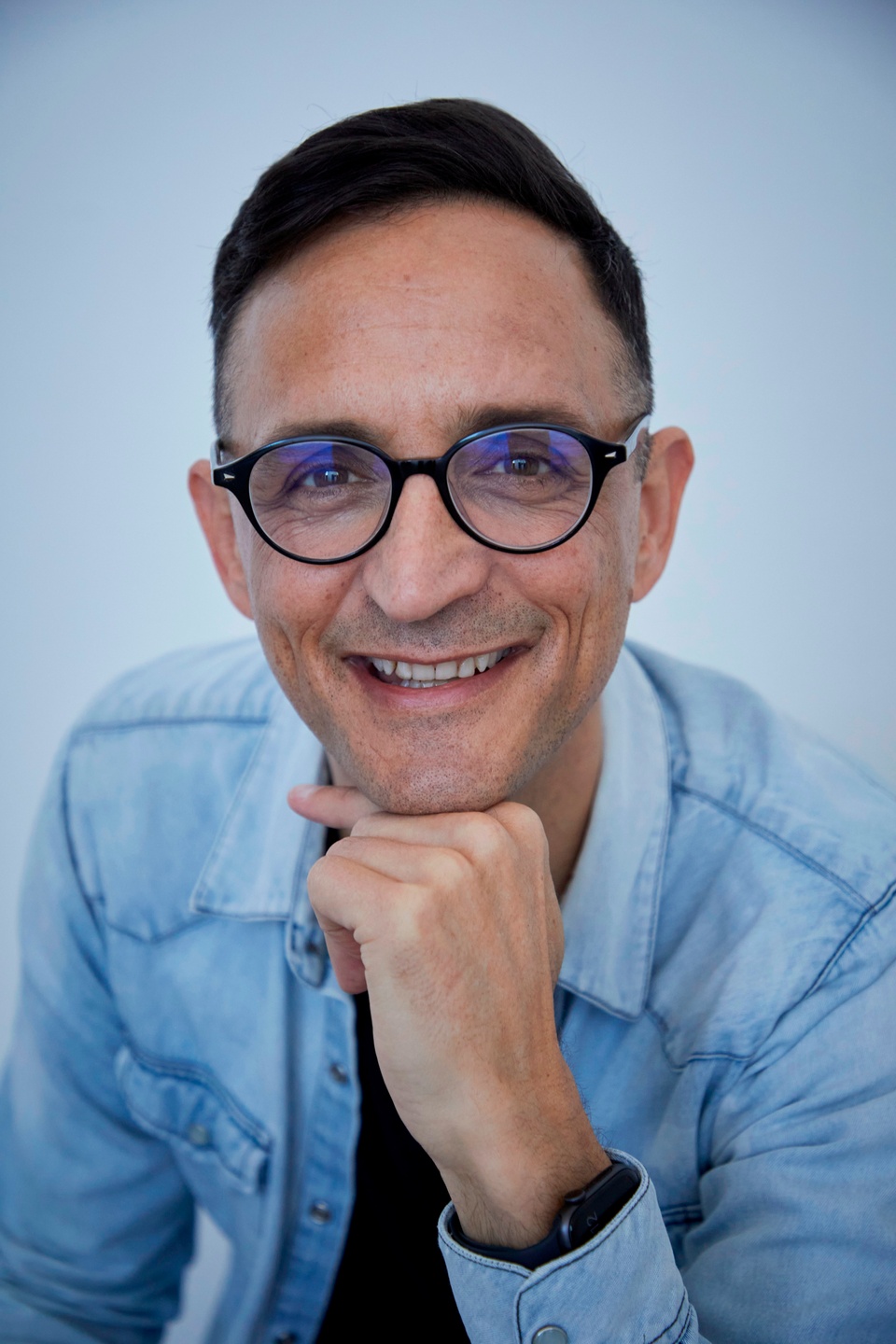 Jeremy de Tolly: Vocal Liberation teacher, Transformation Coach and trauma facilitator