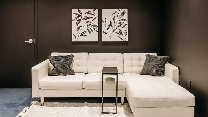 VIVA Creative Production Studio Greenroom