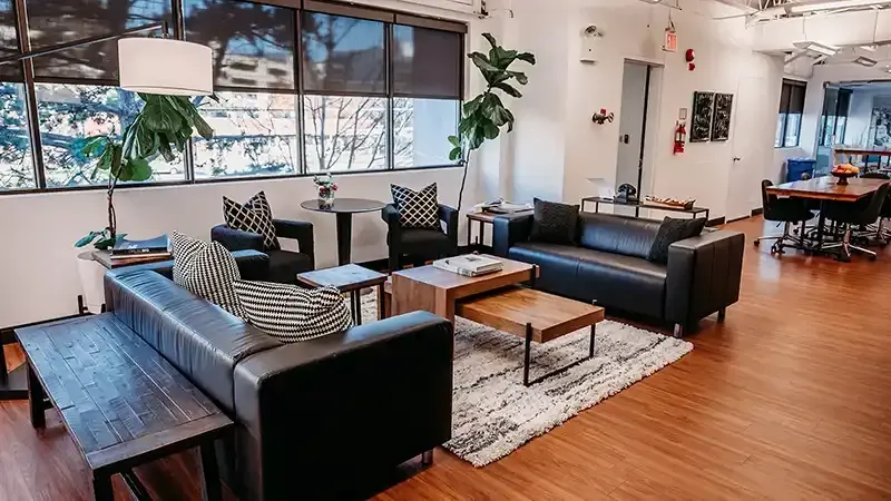 VIVA Creative Luxurious Guest Lounge