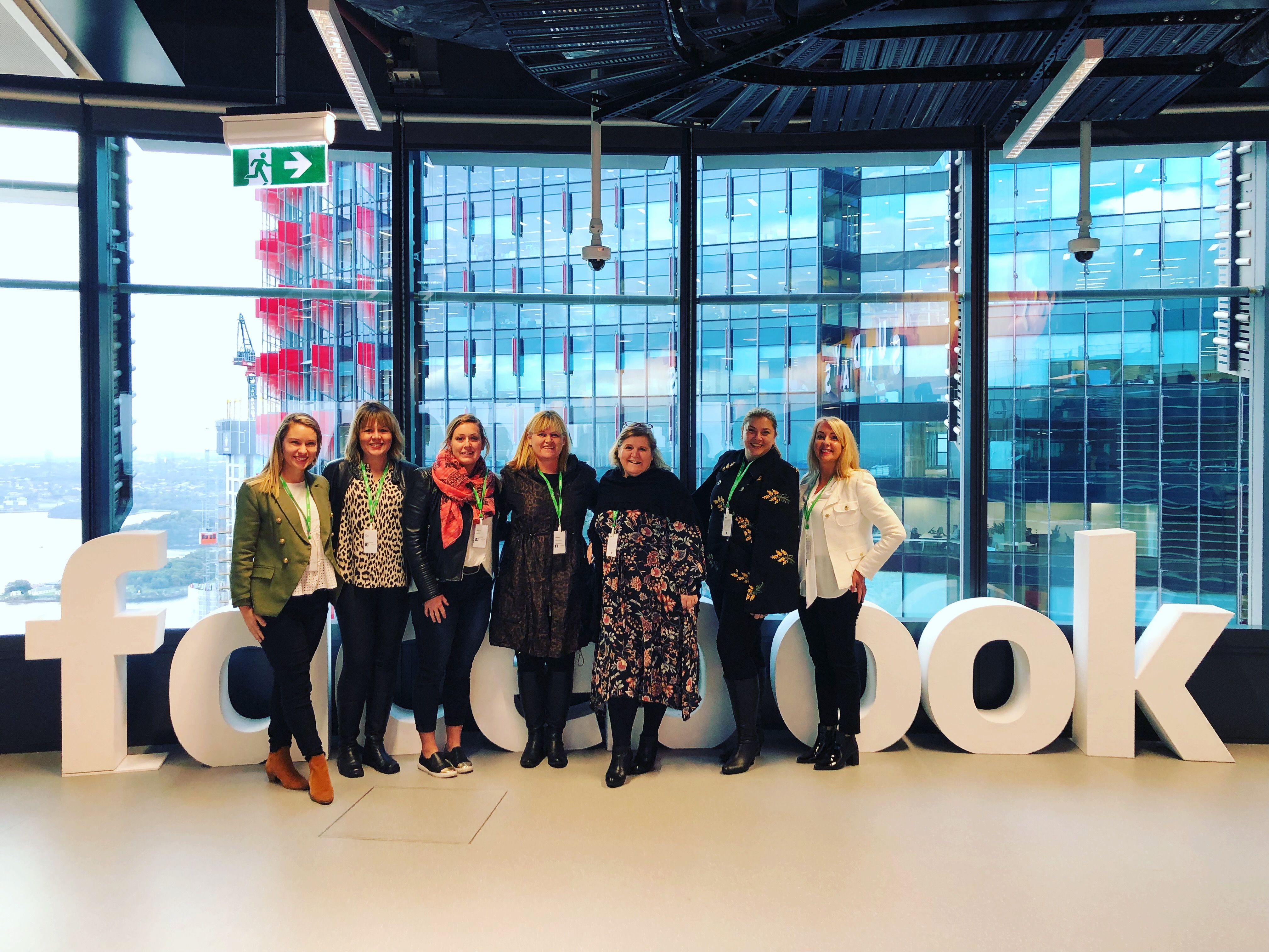E-commerce founders together during an in-person mastermind retreat experience