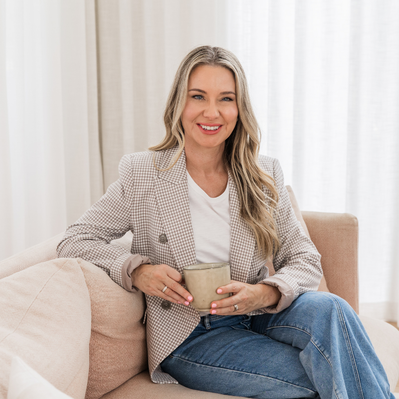 Jodie Minto reviewing e-commerce growth strategy
