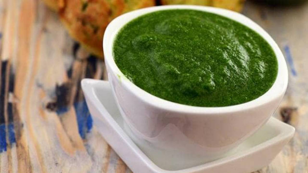 Punarnava mint chutney