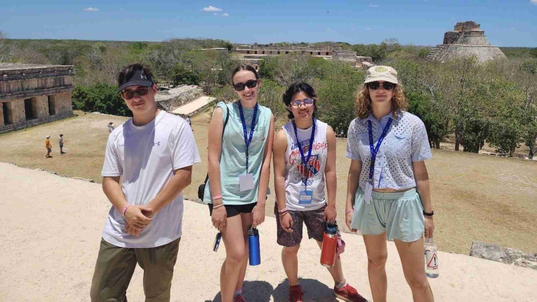 students on trip in Mexico