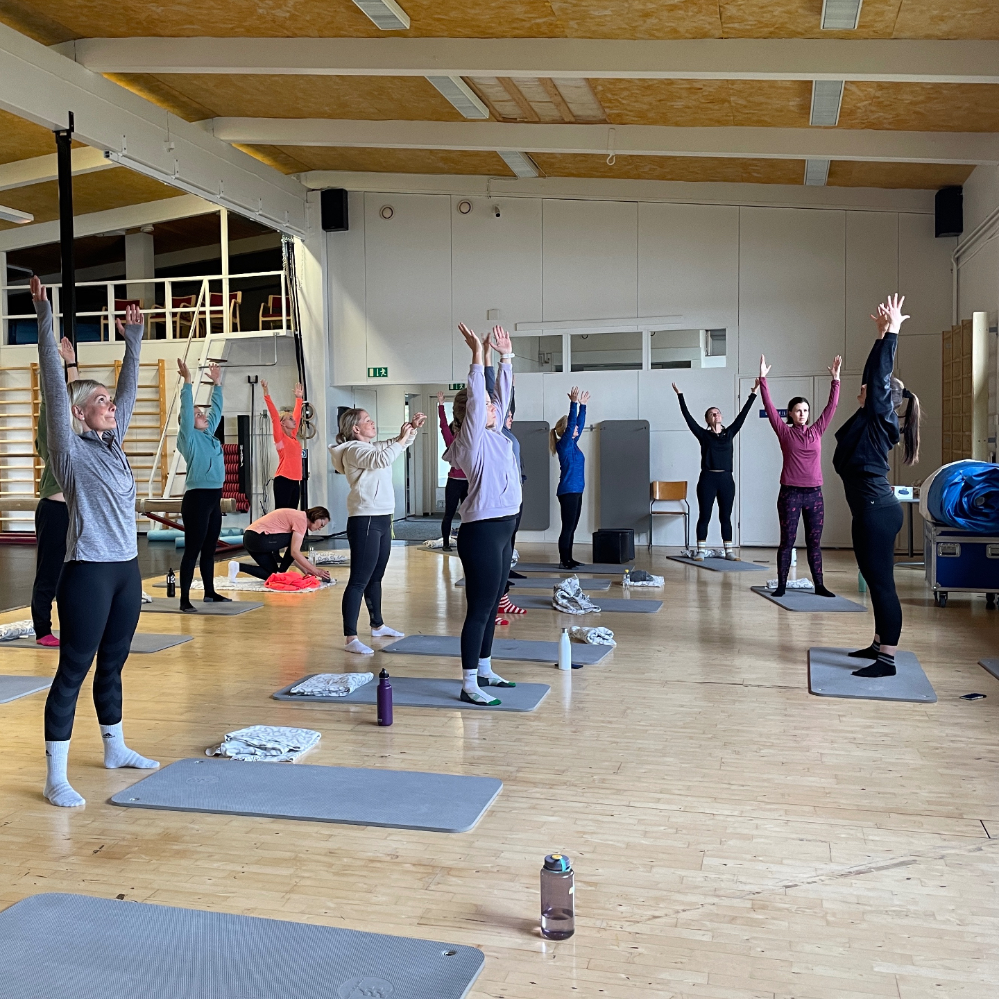 Yhteinen treeni salissa