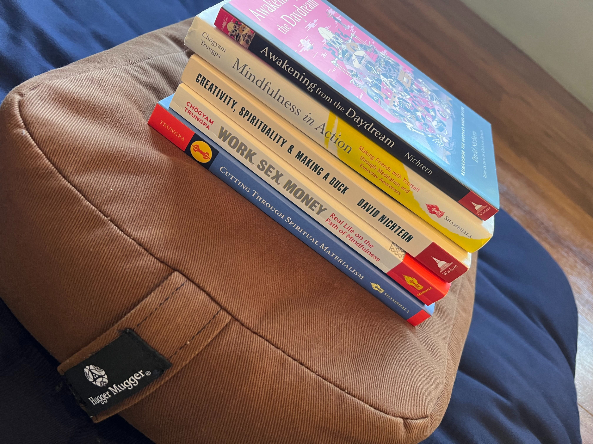 トゥルンパとニックターンの著書と坐布
