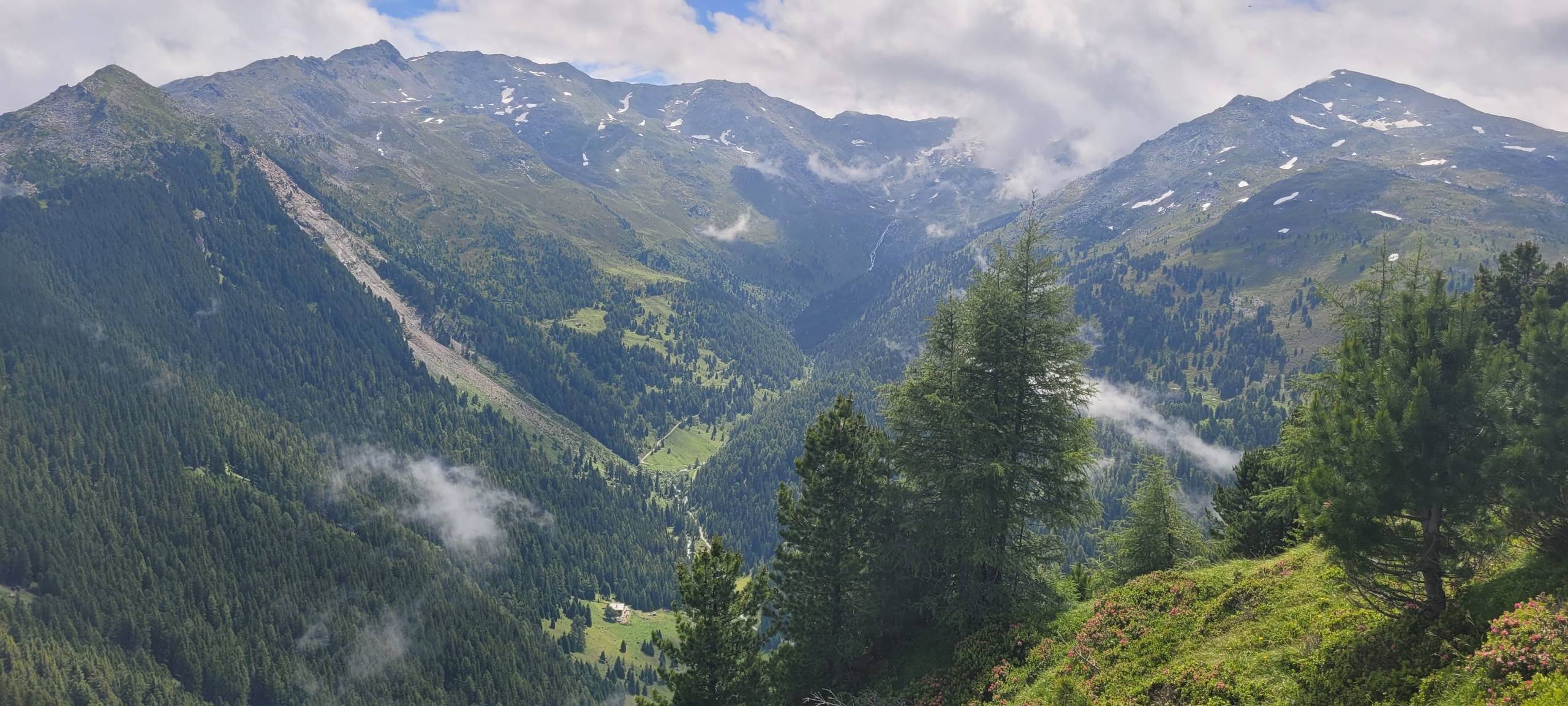 The Adventure Girls Club - Hiking Trip, Tatra Mountains, Slovakia