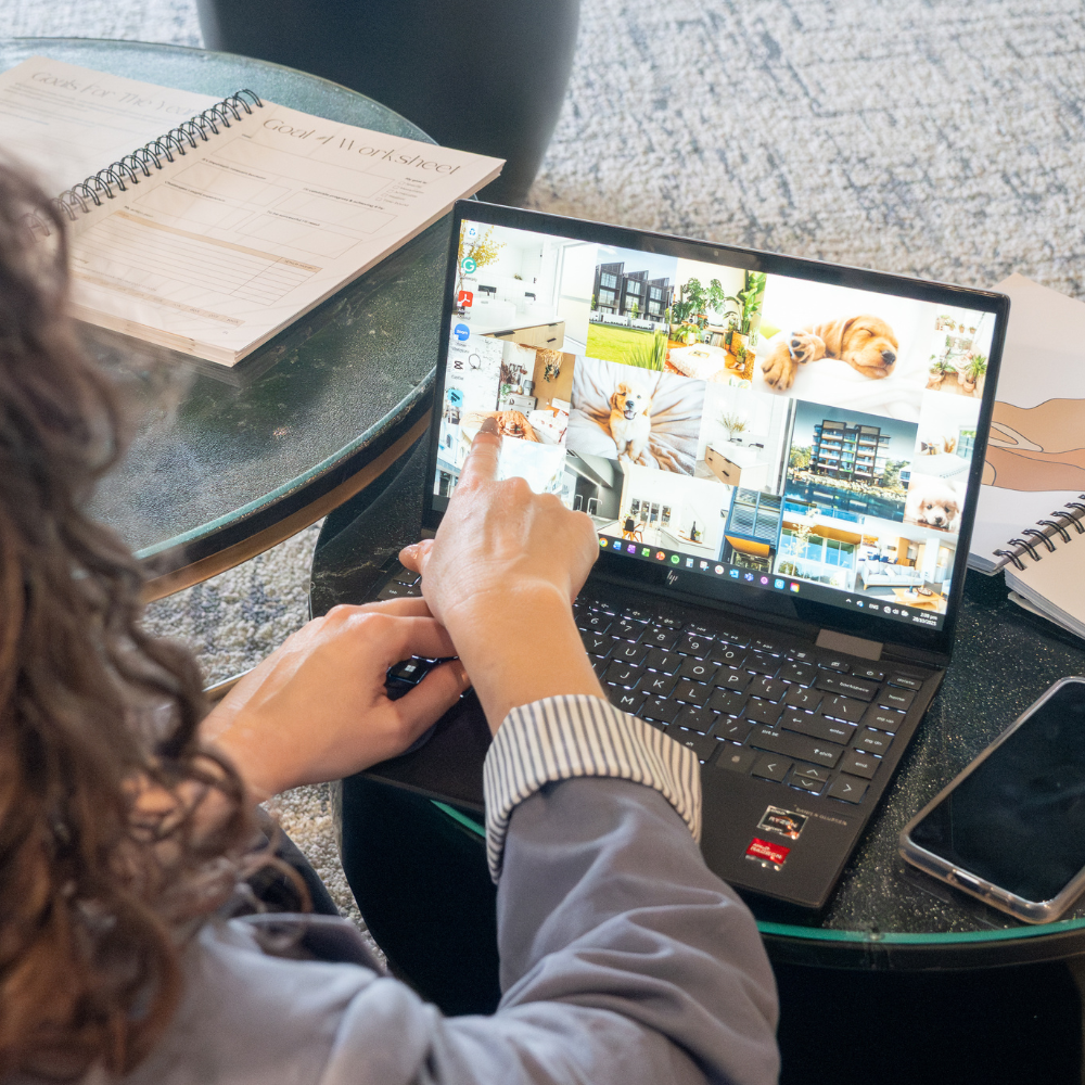 Jo and Sam at a cafe drinking coffee