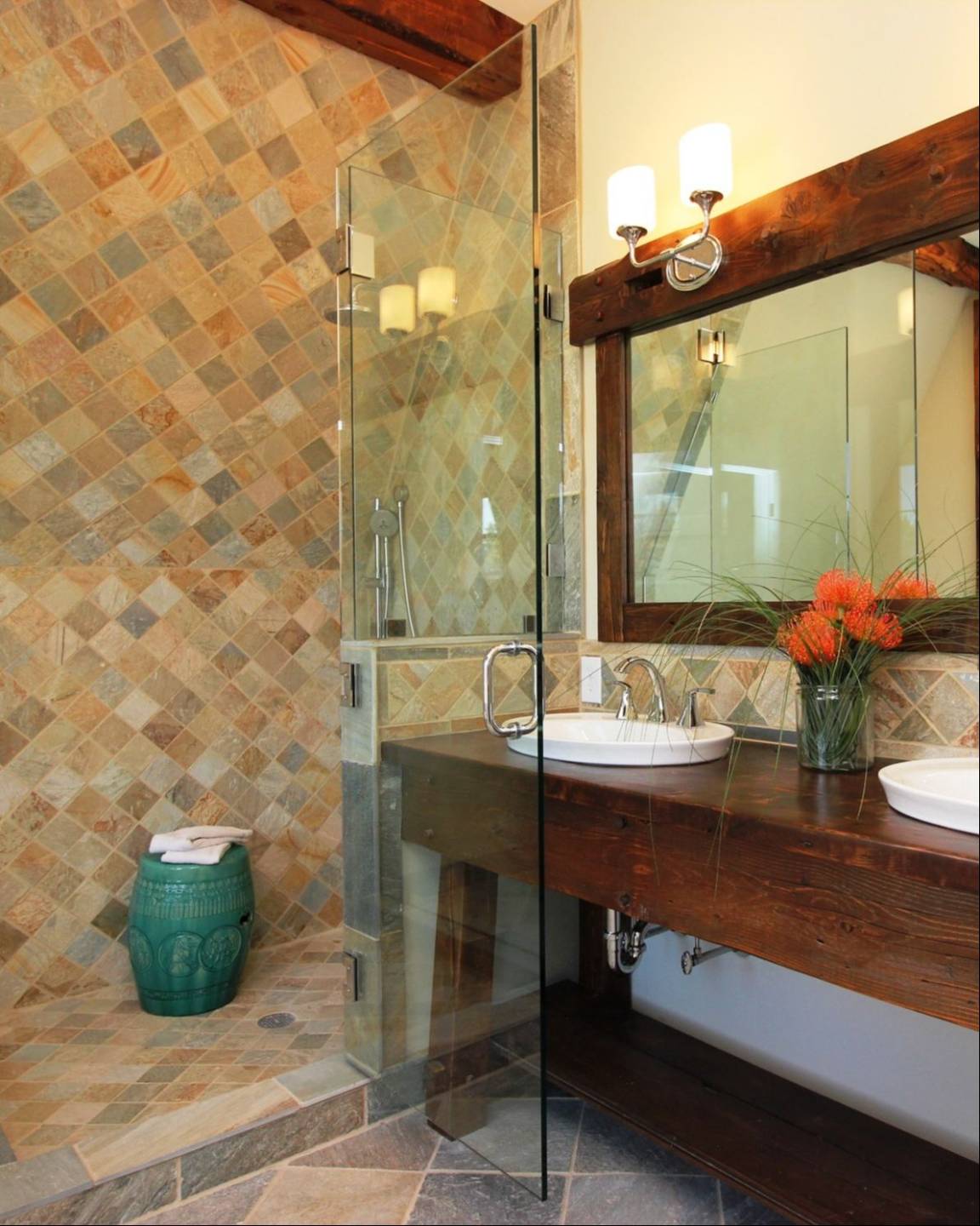 Ruxana's Home Interiors Instagram