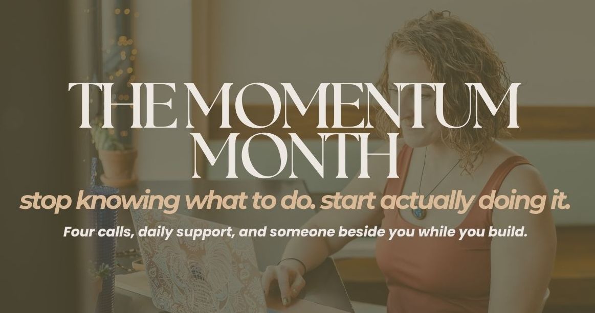 Emily Tosoni Instagram and business growth coach offering The Momentum Month — a one-month 1-on-1 coaching package with four calls and daily WhatsApp support for women entrepreneurs ready to stop spinning and start showing up consistently online.