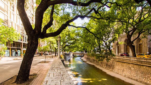 rio central ciudad de córdoba argentina