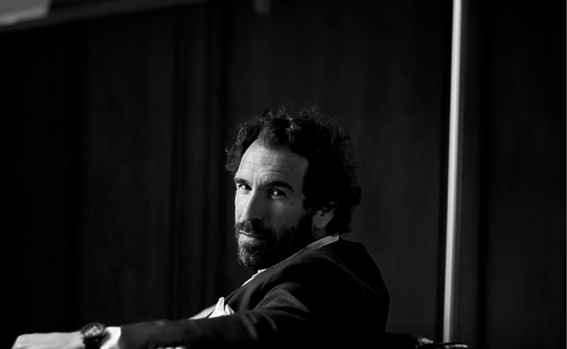 Portada del Máster de Moda