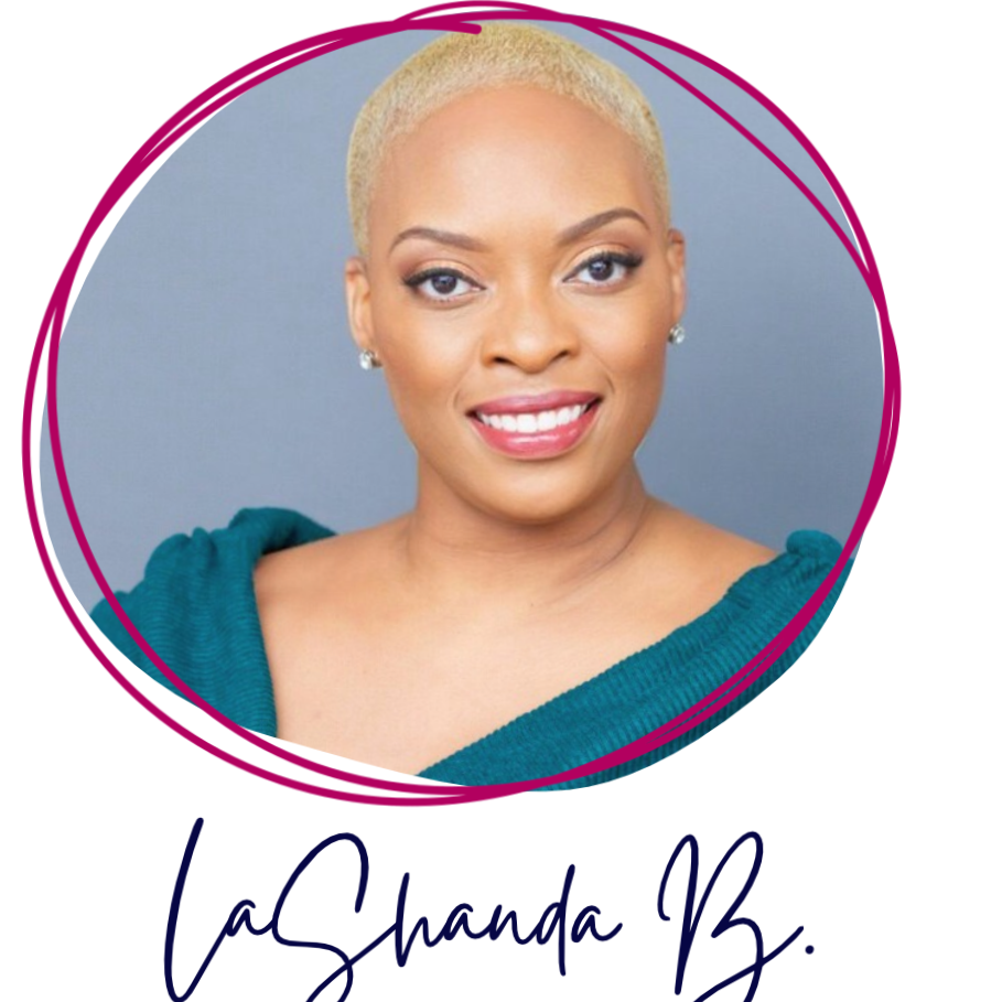 Successful Freelance bookkeeper and Startup Bookkeeper Academy student LaShonda smiling in a blue green top