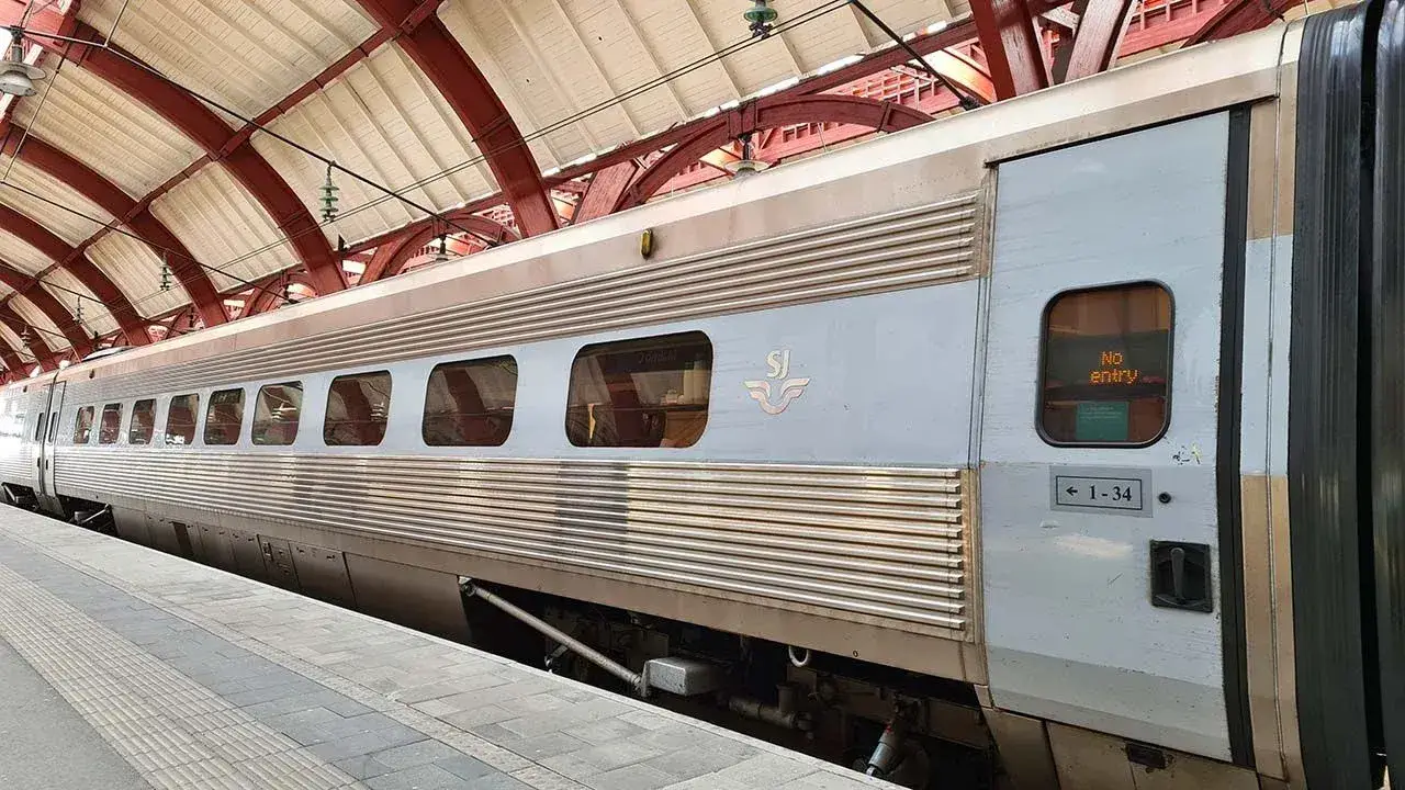 SJ train