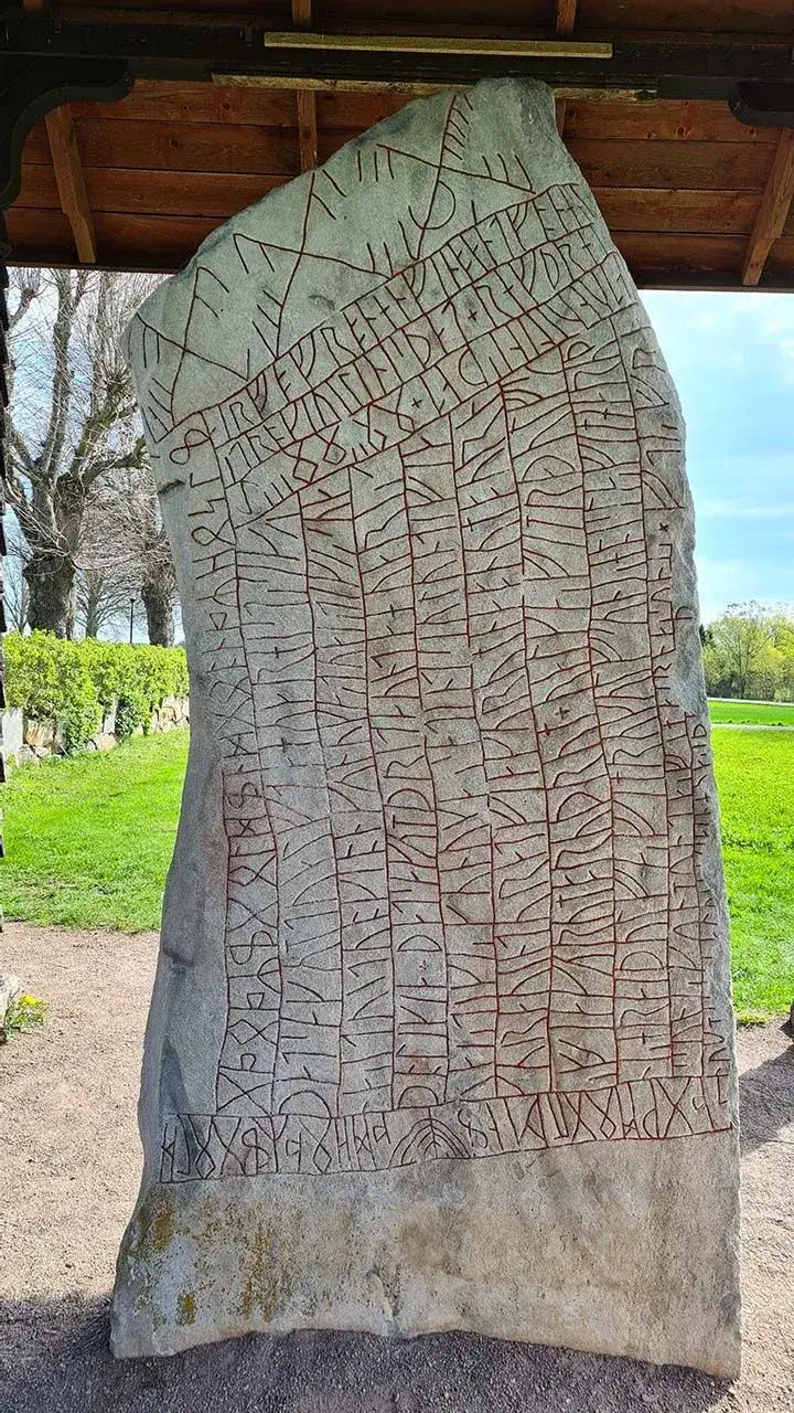 Rök runestone