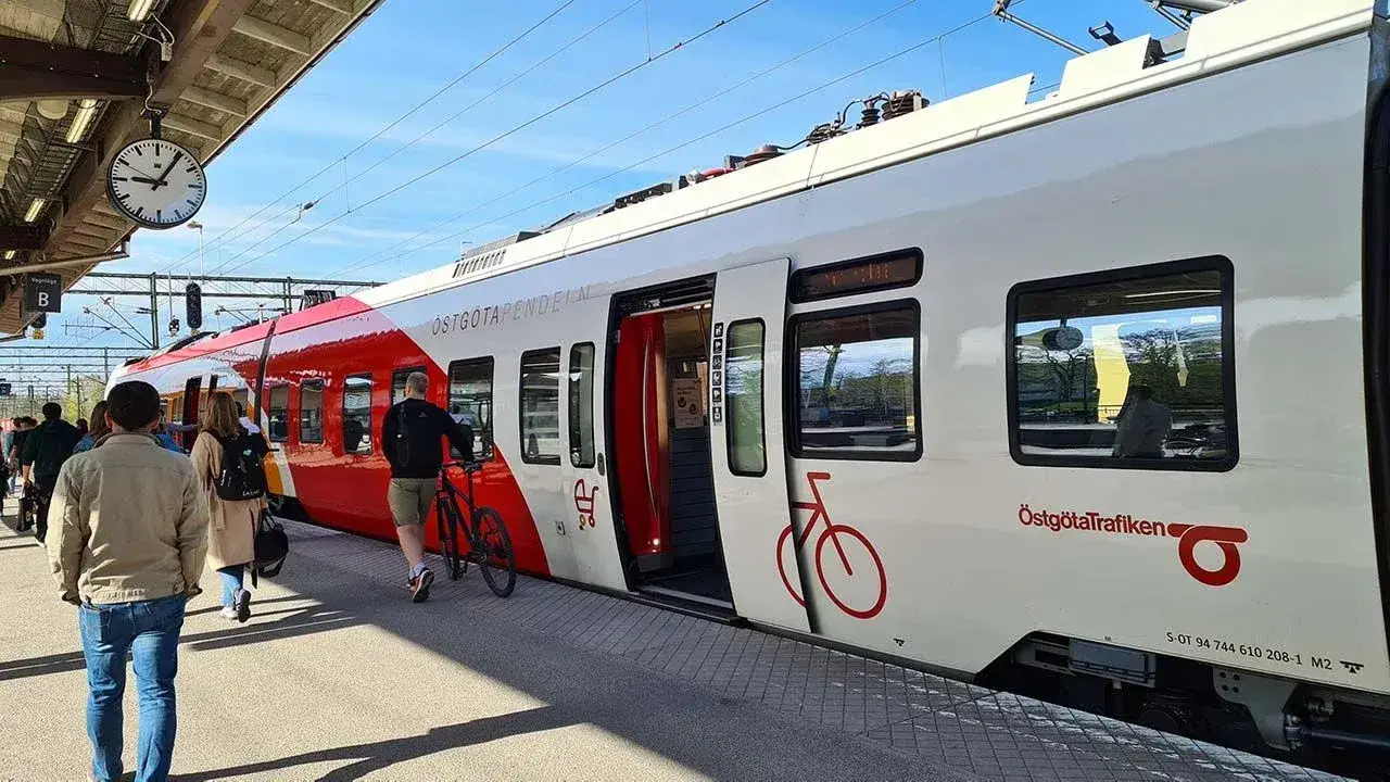 Östgotatrafiken train