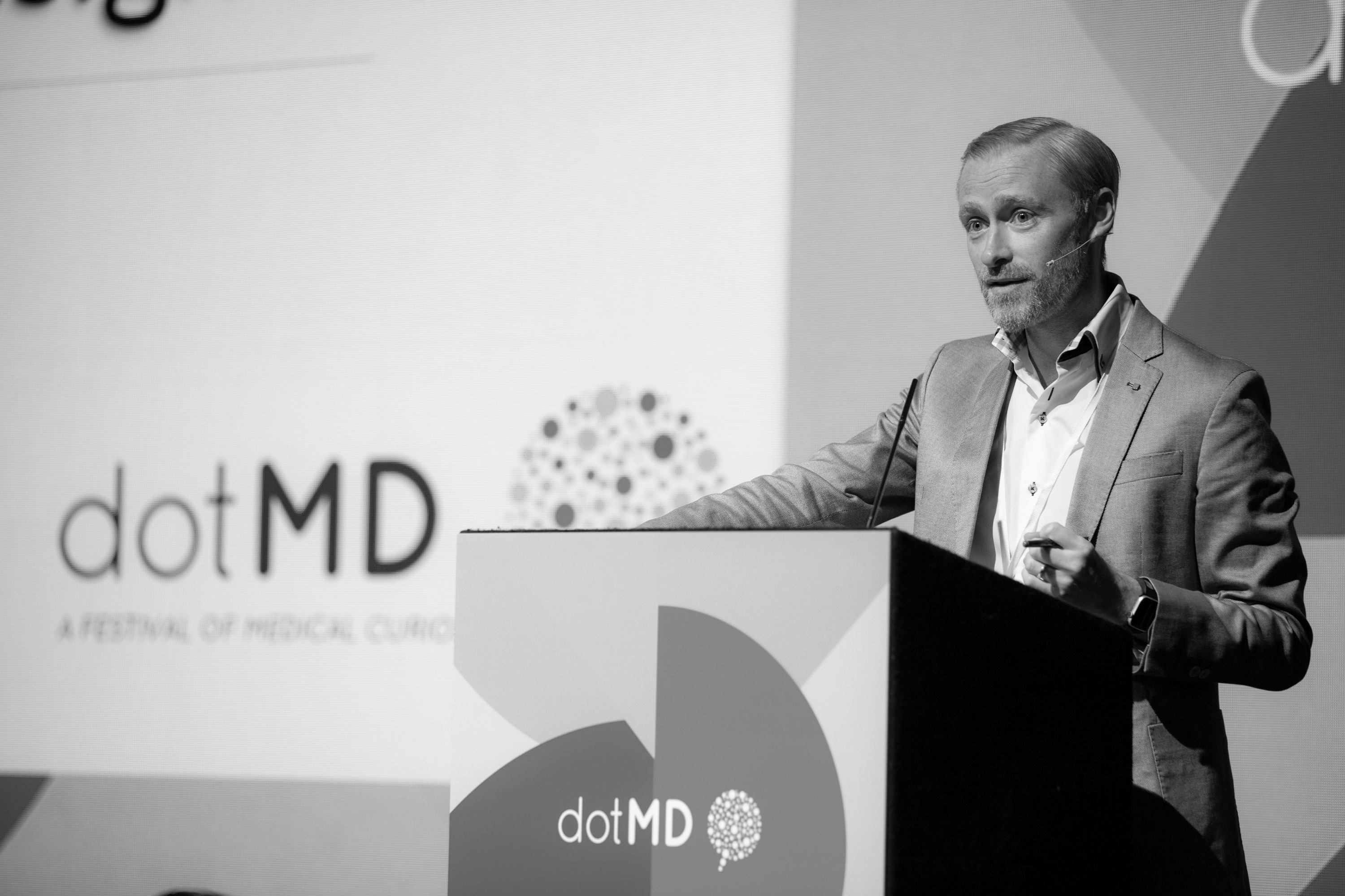 Dr Paddy Barrett speaking at dotMD